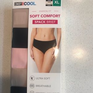 NIB 32 Degrees Womens Briefs